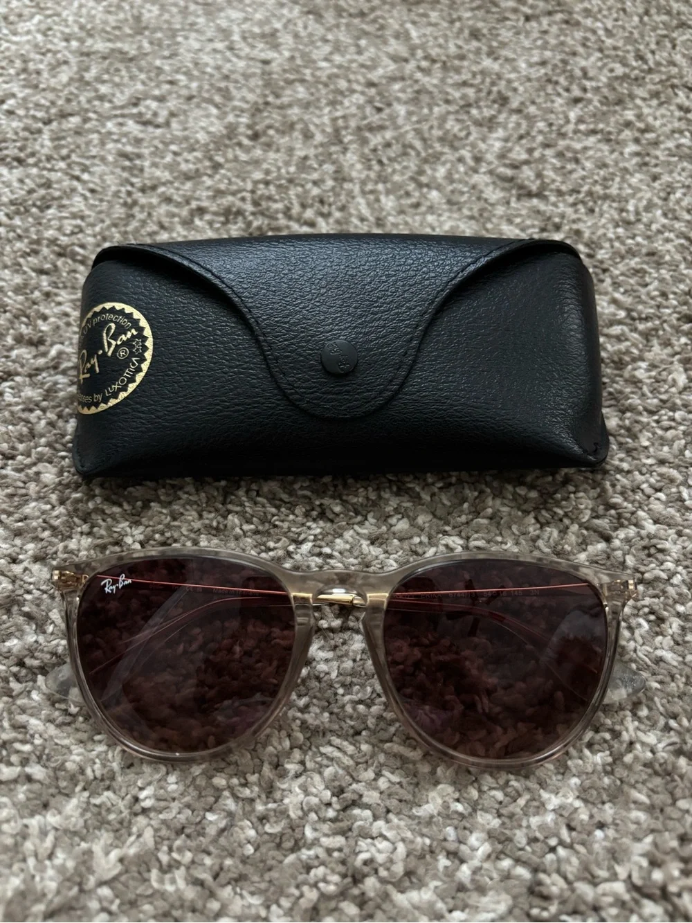 Ray-Ban stylish ray